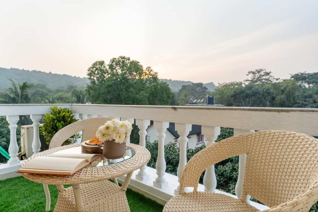 Greens - cosy 1bhk with pvt balcony