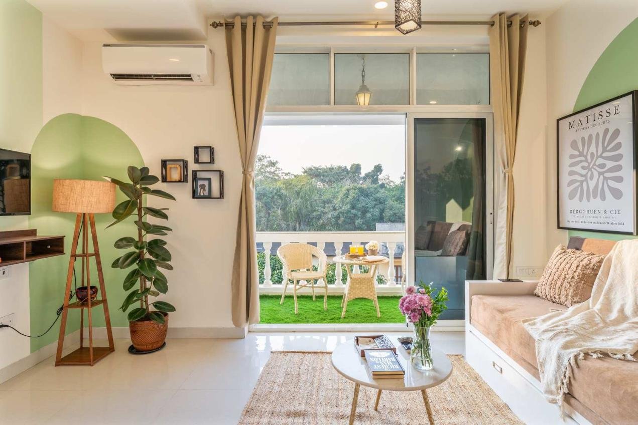 Greens - cosy 1bhk with pvt balcony photo