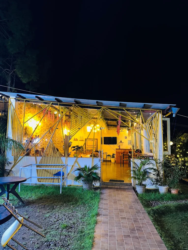 The paradise pool resort