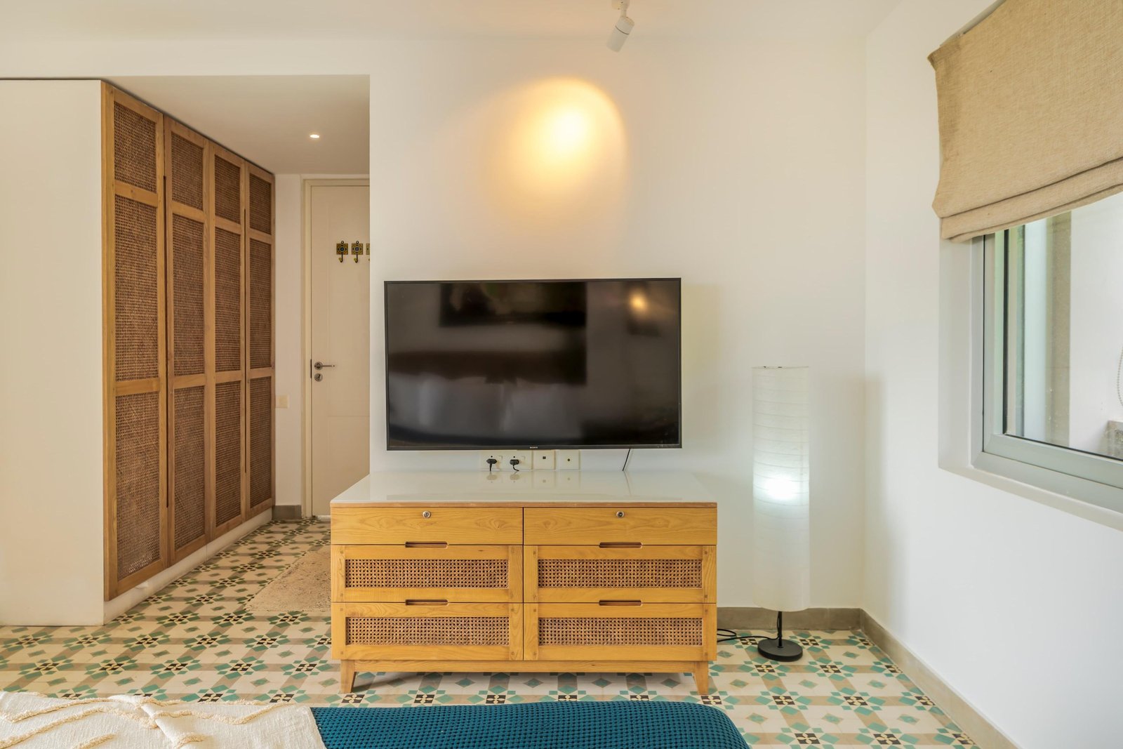 Sky - 3bhk Penthouse w/pvt jacuzzi + rooftop photo