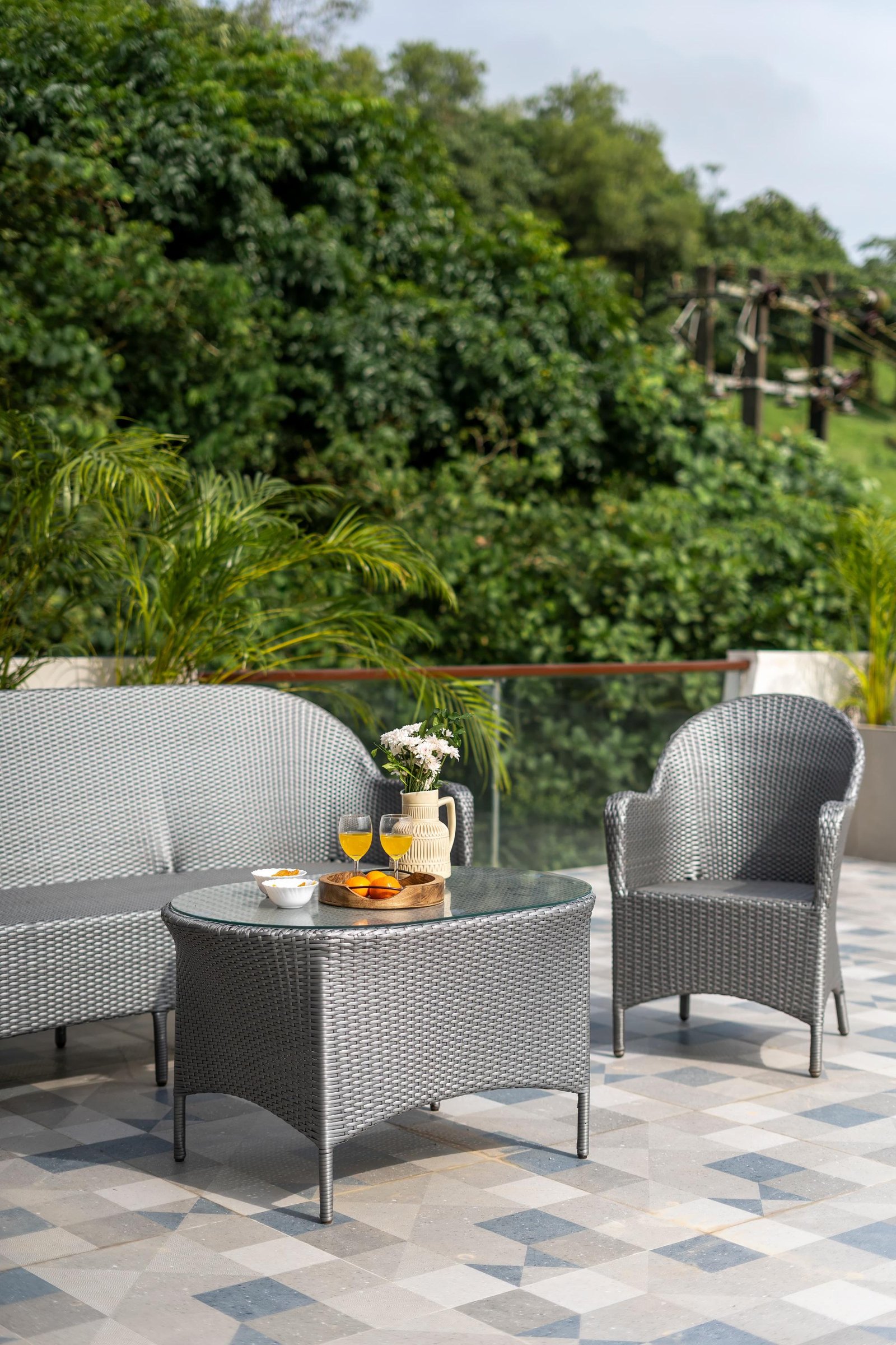 Sky - 3bhk Penthouse w/pvt jacuzzi + rooftop photo