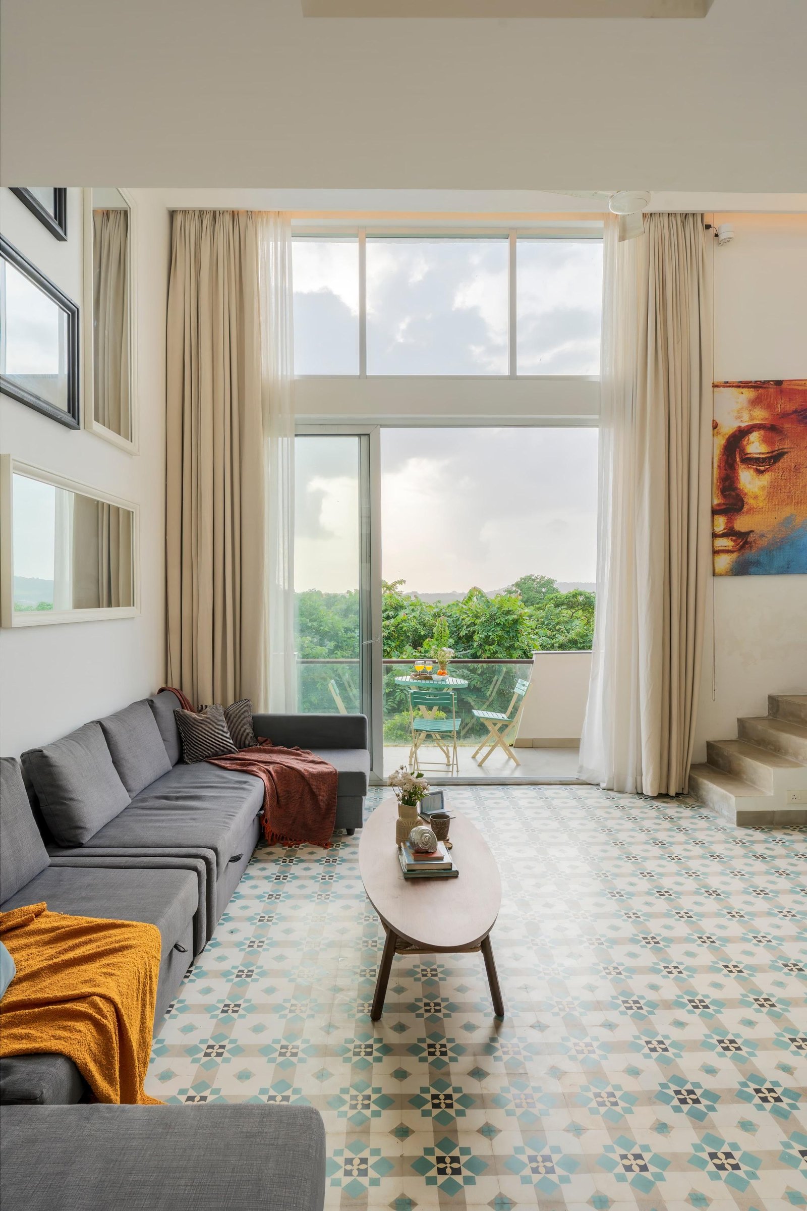 Sky - 3bhk Penthouse w/pvt jacuzzi + rooftop photo
