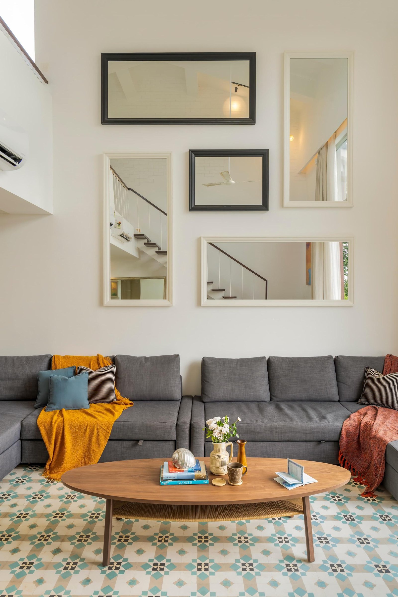 Sky - 3bhk Penthouse w/pvt jacuzzi + rooftop photo